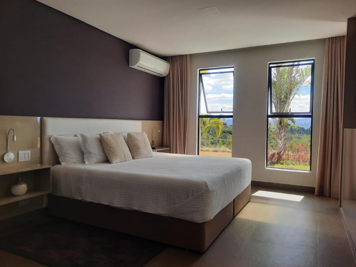 Capao Do Cerrado Pousada E Spa Итабирито Екстериор снимка